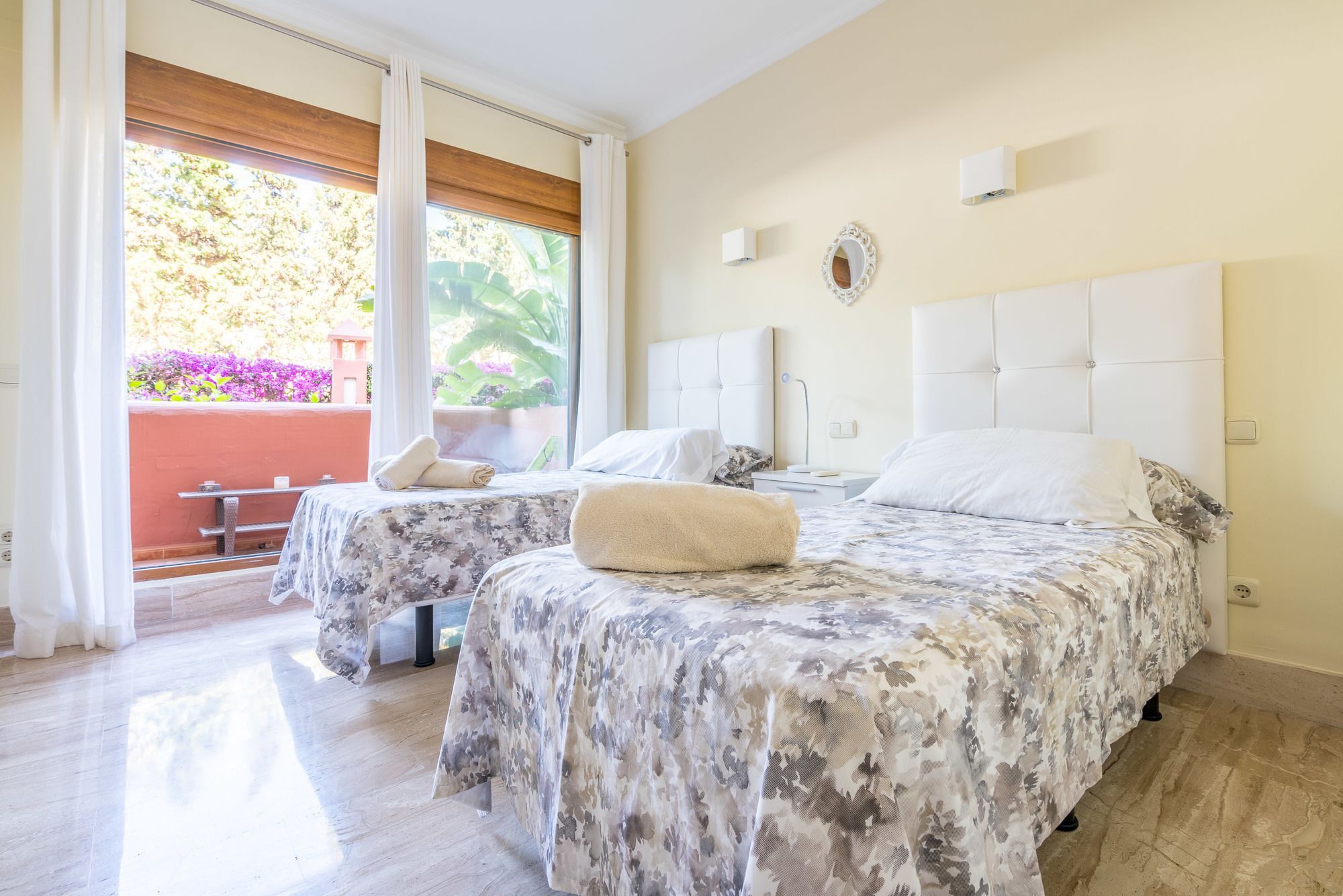 The Grand Oasis Estepona Marbella Bagian luar foto